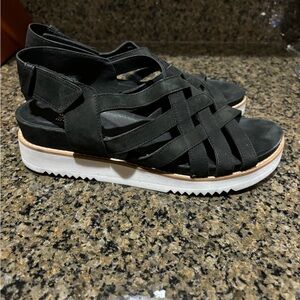 Eileen Fisher leather sandals